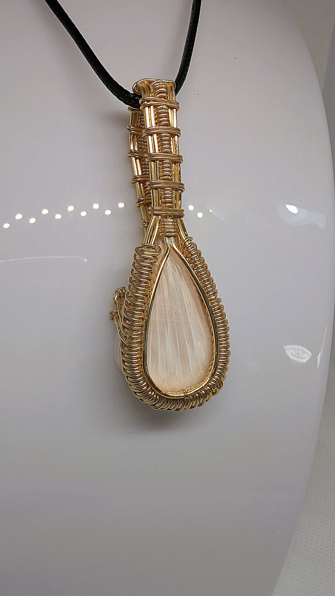 Scolecite pendant - Pink Scolecite and Gold Pendant with Necklace by Loutan Beauty