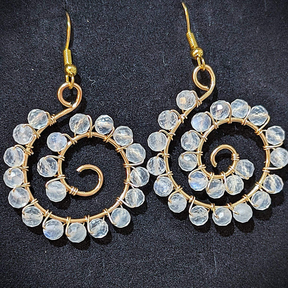 Moonstone earrings - Circular Earrings - Moonstone by Loutan Beauty