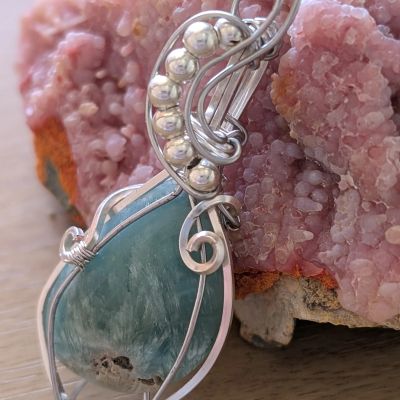 Aragonite pendant - Handmade Aragonite Pendant by Loutan Beauty